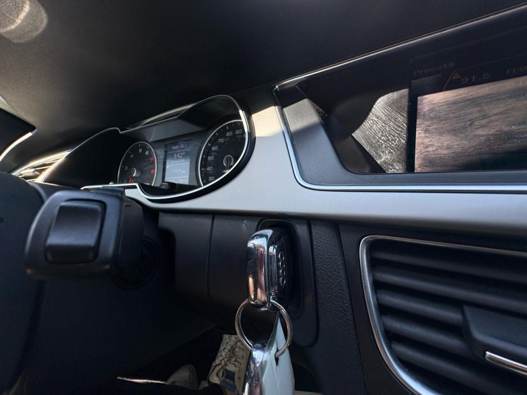 2015 Audi A4 Image 21