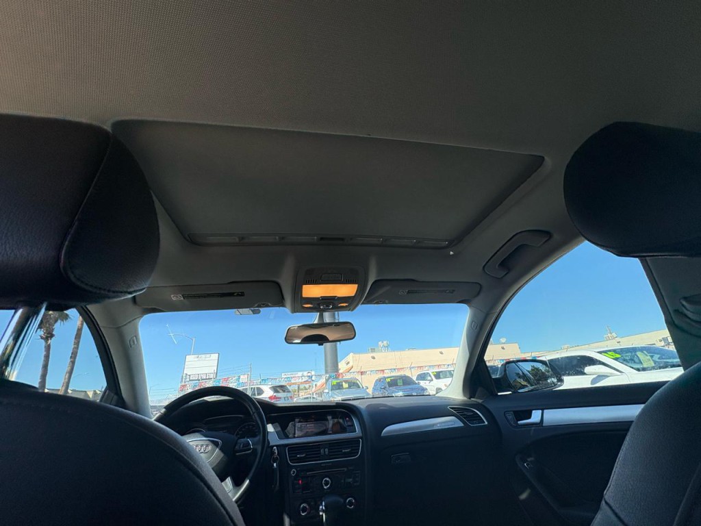 2015 Audi A4 Image 32