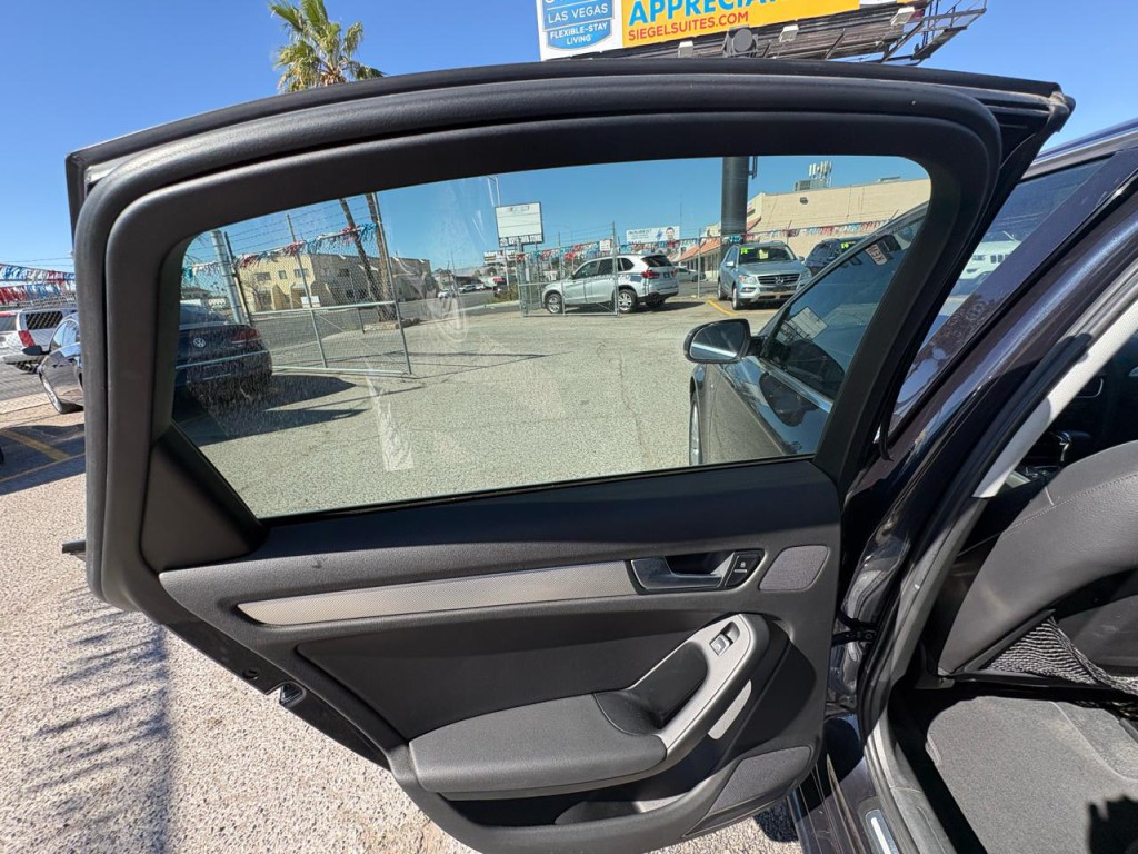 2015 Audi A4 Image 35