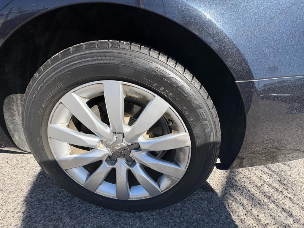 2015 Audi A4 Image 43