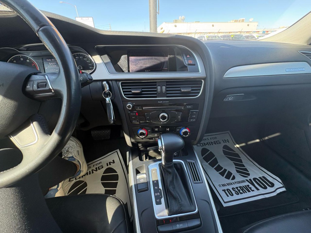 2015 Audi A4 Image 17