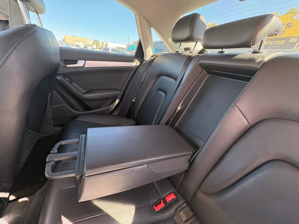 2015 Audi A4 Image 30