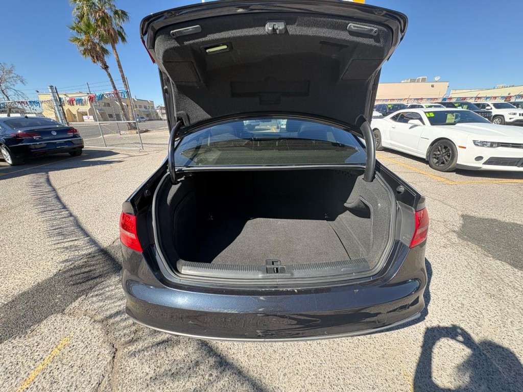 2015 Audi A4 Image 38