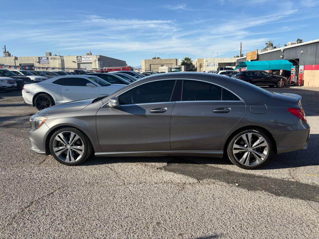 2015 Mercedes-Benz CLA-Class Image 2