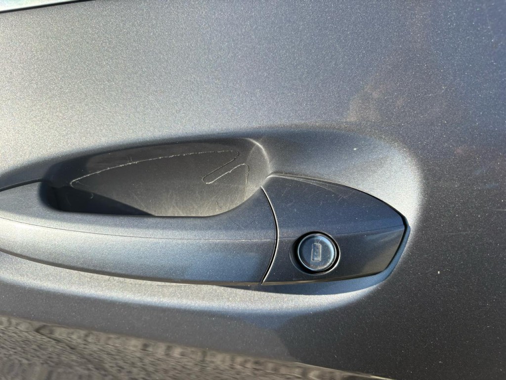 2015 Mercedes-Benz CLA-Class Image 9