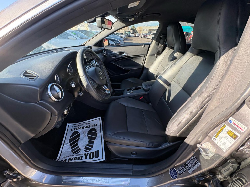 2015 Mercedes-Benz CLA-Class Image 14