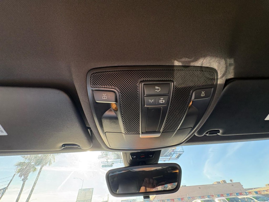 2015 Mercedes-Benz CLA-Class Image 19