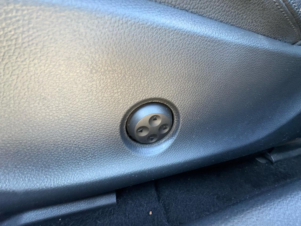 2015 Mercedes-Benz CLA-Class Image 45