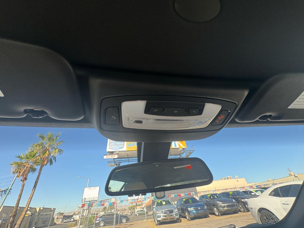 2015 BMW 4 Series Image 17