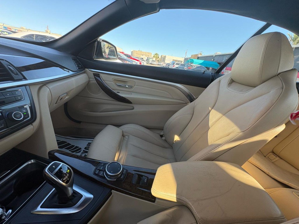 2015 BMW 4 Series Image 18