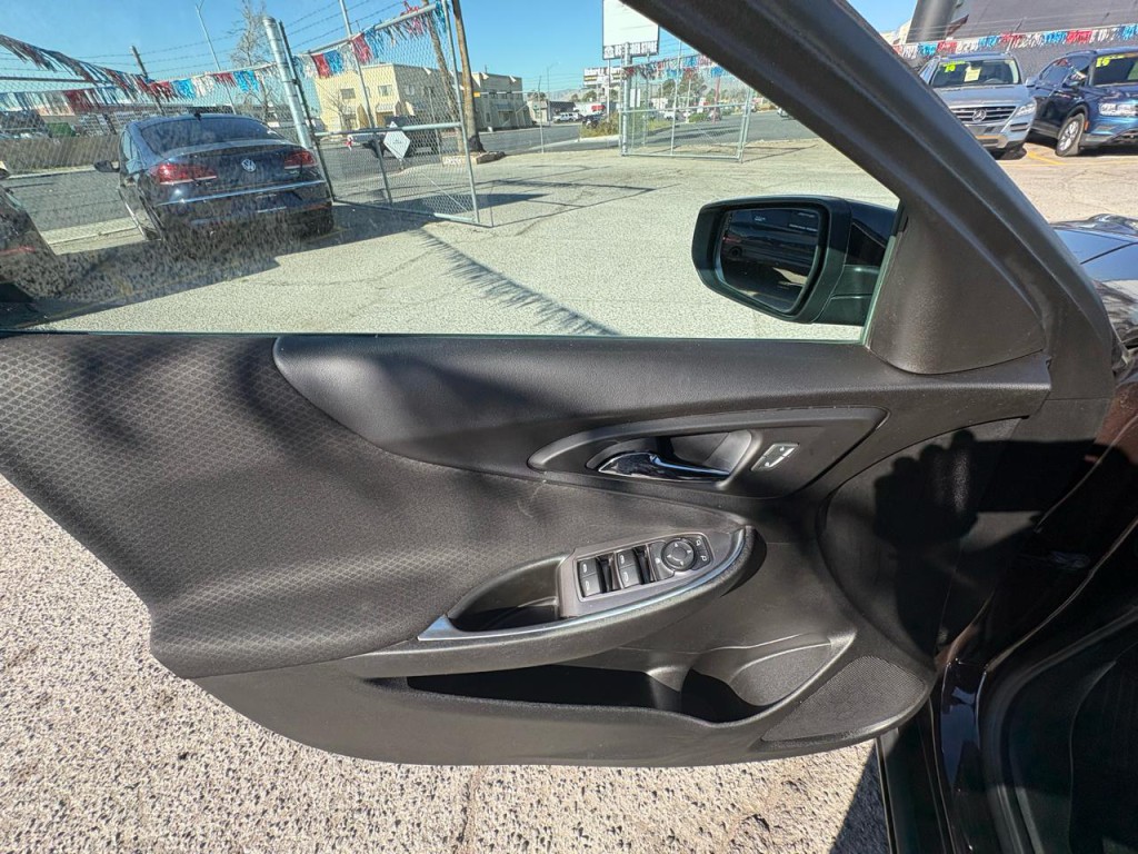 2020 Chevrolet Malibu Image 11