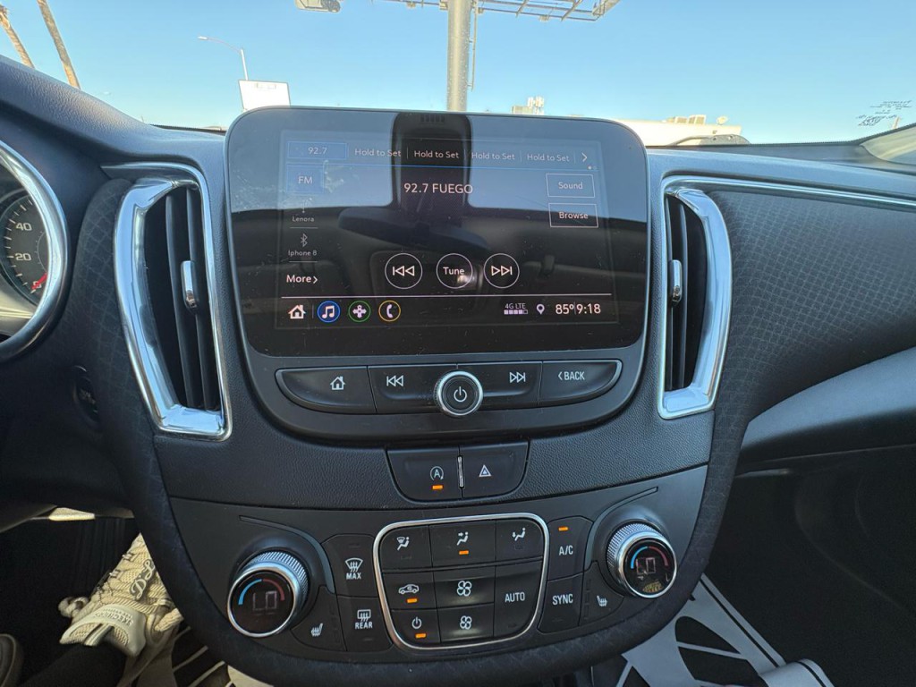 2020 Chevrolet Malibu Image 20