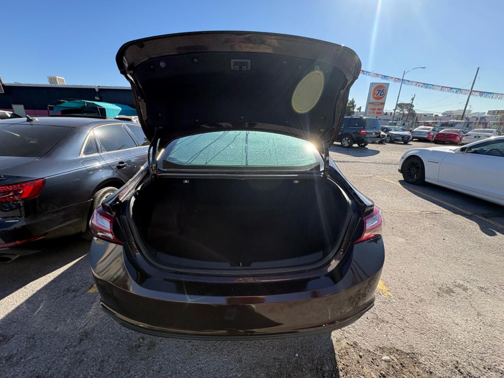 2020 Chevrolet Malibu Image 30