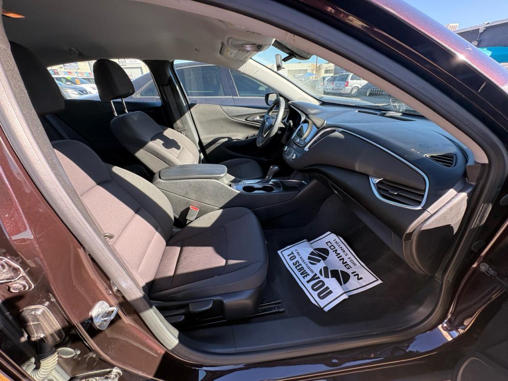 2020 Chevrolet Malibu Image 31