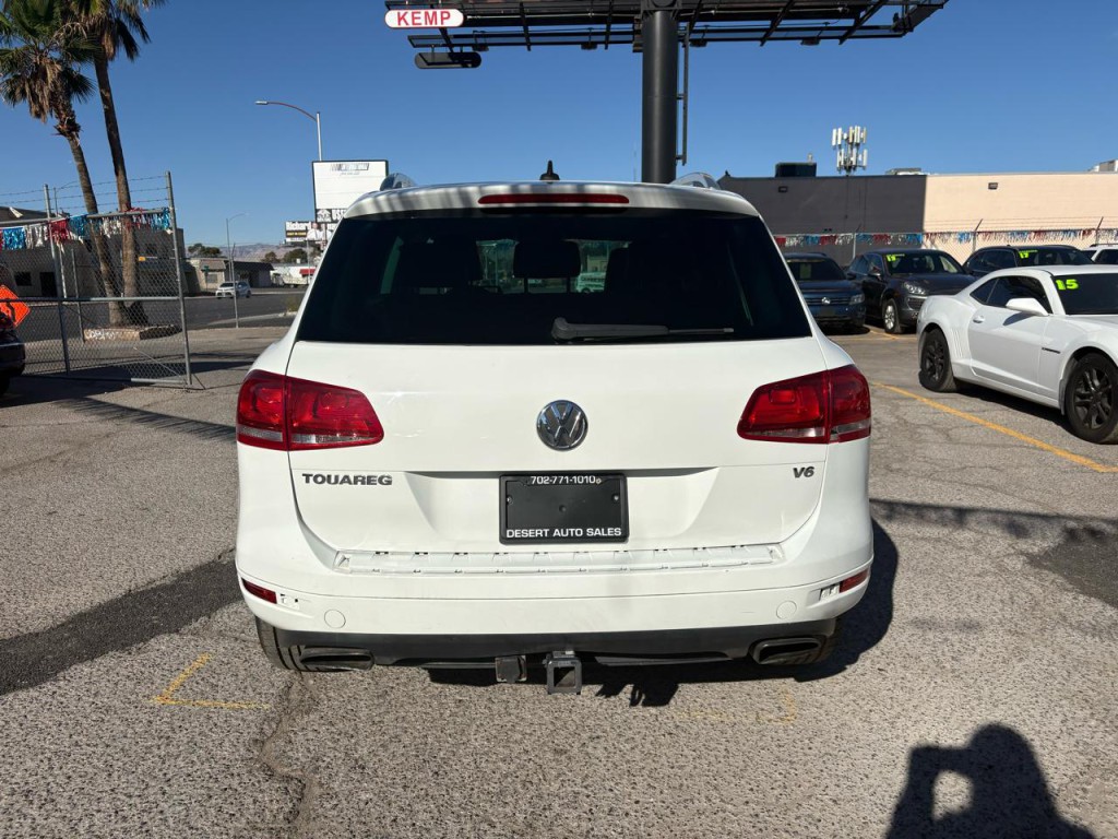 2014 Volkswagen Touareg Image 4