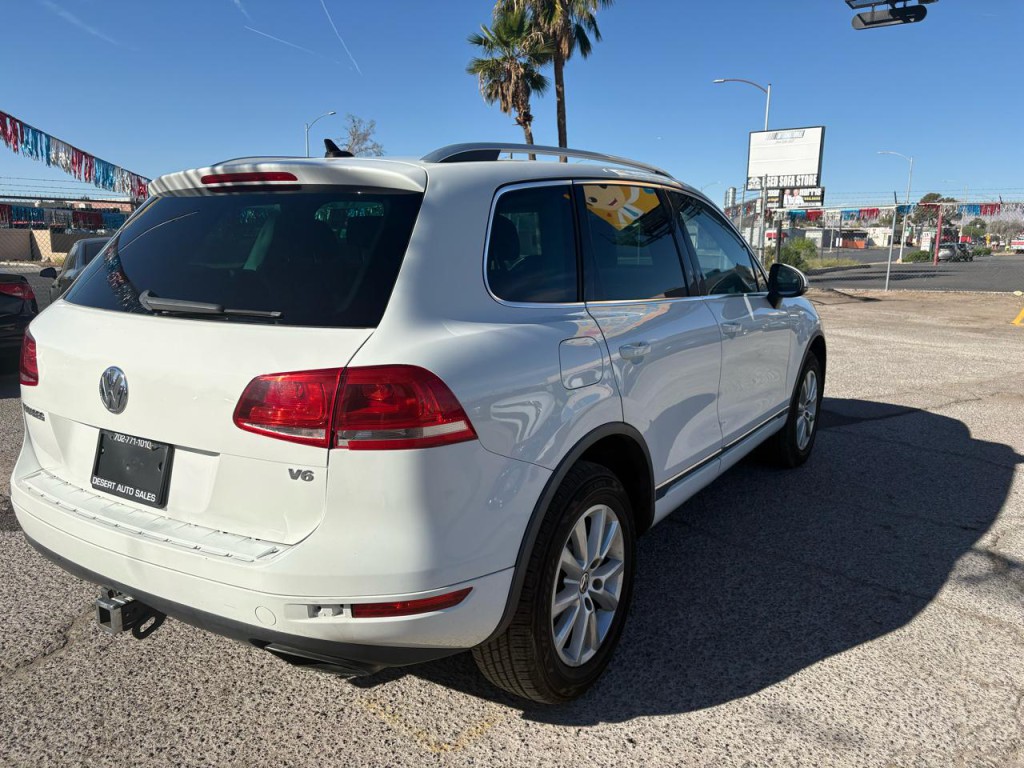 2014 Volkswagen Touareg Image 5