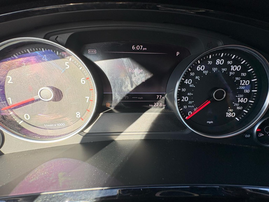 2014 Volkswagen Touareg Image 19