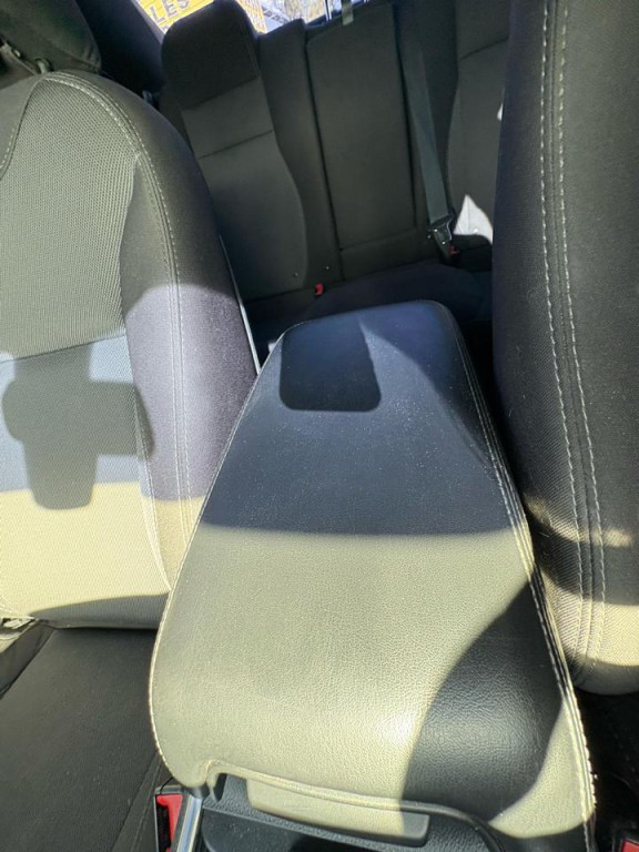 2015 Dodge Charger Image 19