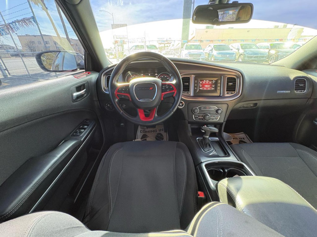 2015 Dodge Charger Image 26