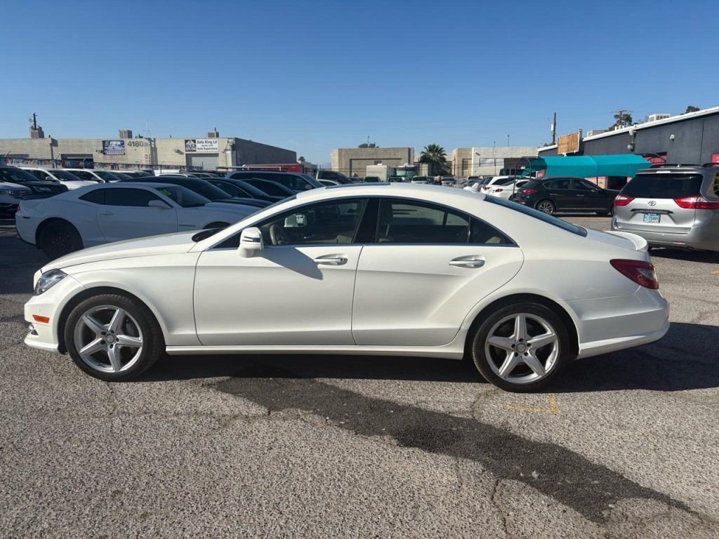 2013 Mercedes-Benz CLS-Class Image 2