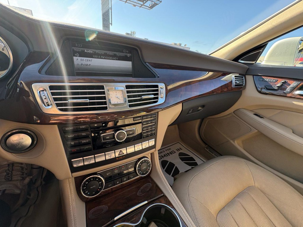 2013 Mercedes-Benz CLS-Class Image 18