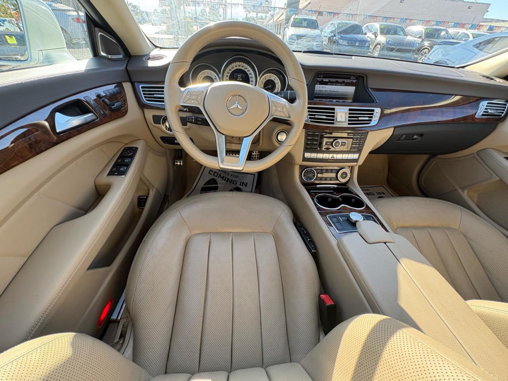 2013 Mercedes-Benz CLS-Class Image 34