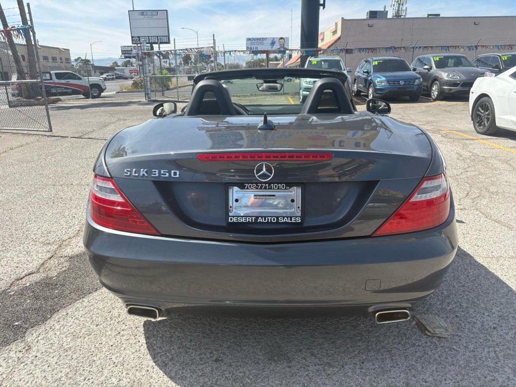 2012 Mercedes-Benz SLK-Class Image 4