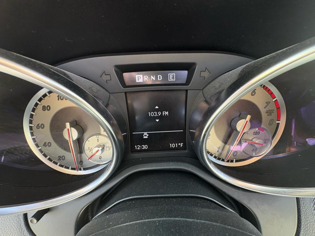 2012 Mercedes-Benz SLK-Class Image 14