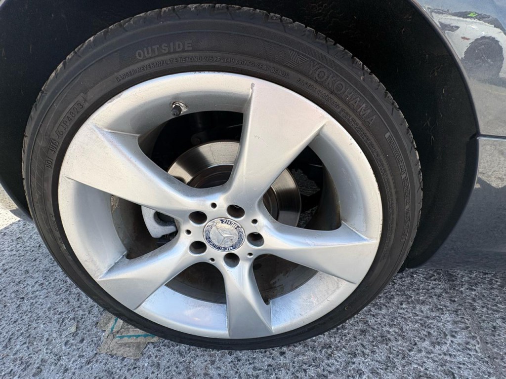 2012 Mercedes-Benz SLK-Class Image 28