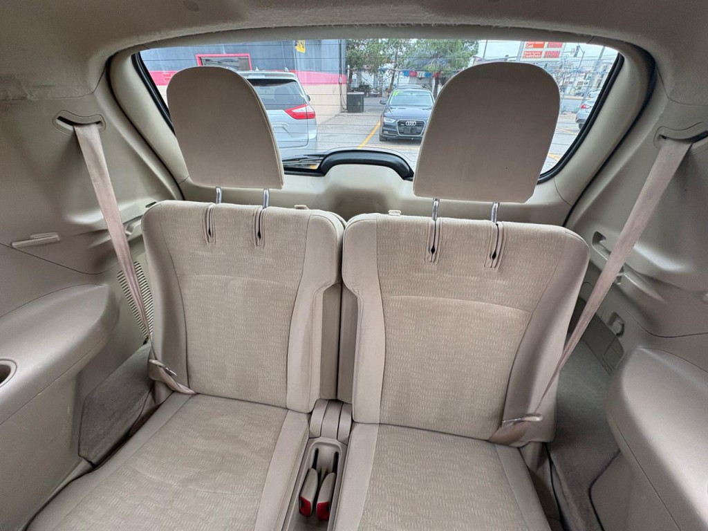 2012 Toyota Highlander Image 17