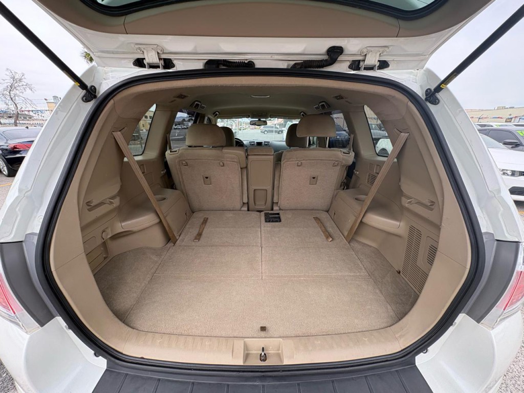 2012 Toyota Highlander Image 33