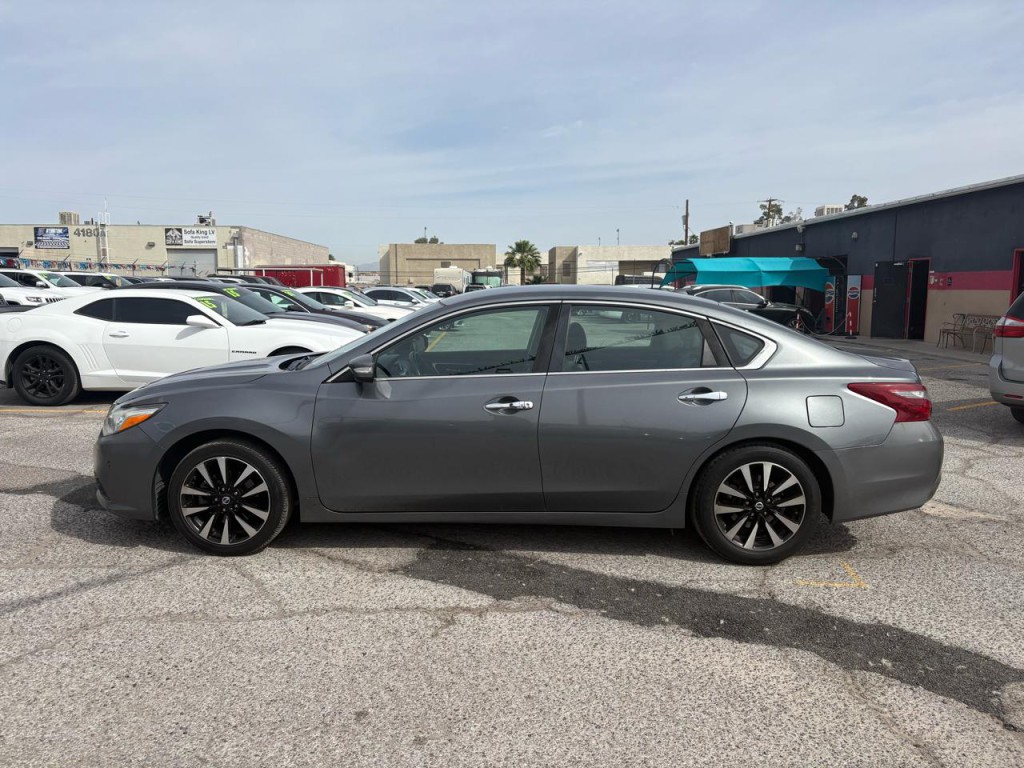 2018 Nissan Altima Image 3