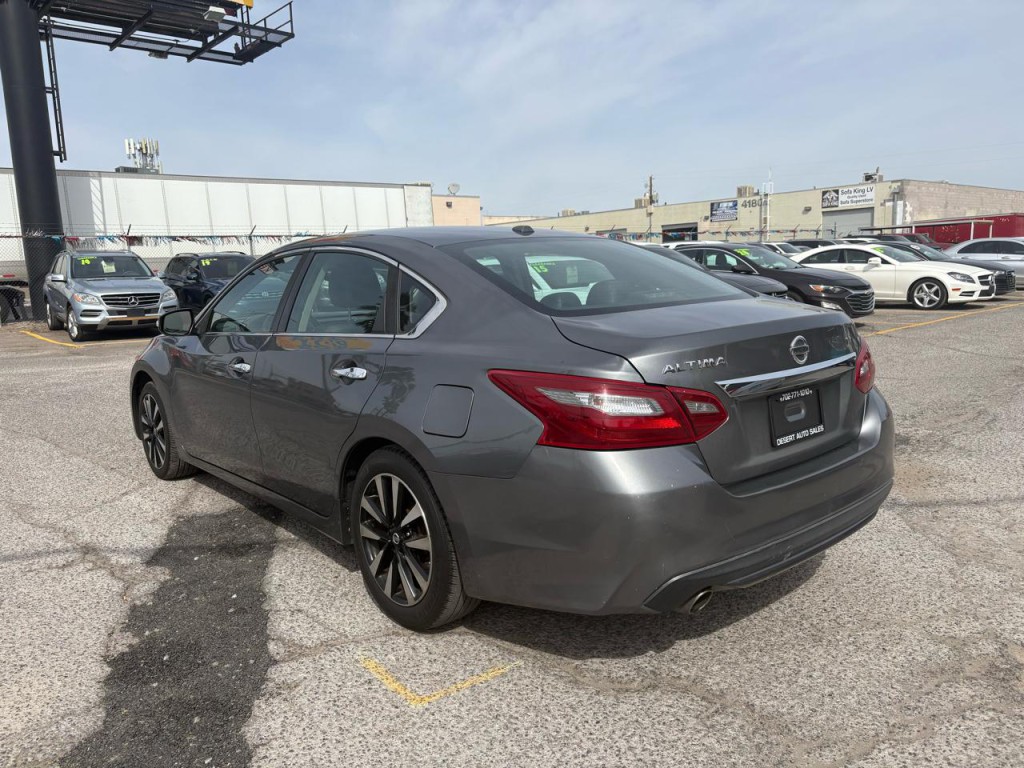 2018 Nissan Altima Image 4