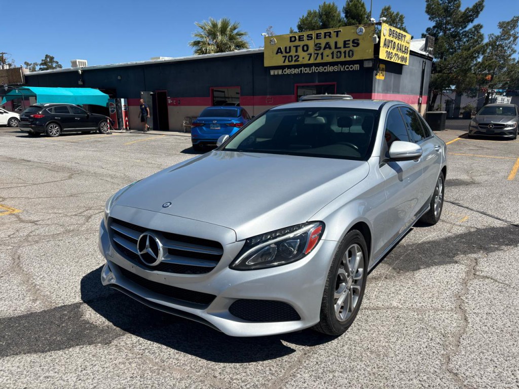 2015 Mercedes-Benz C-Class Image 2