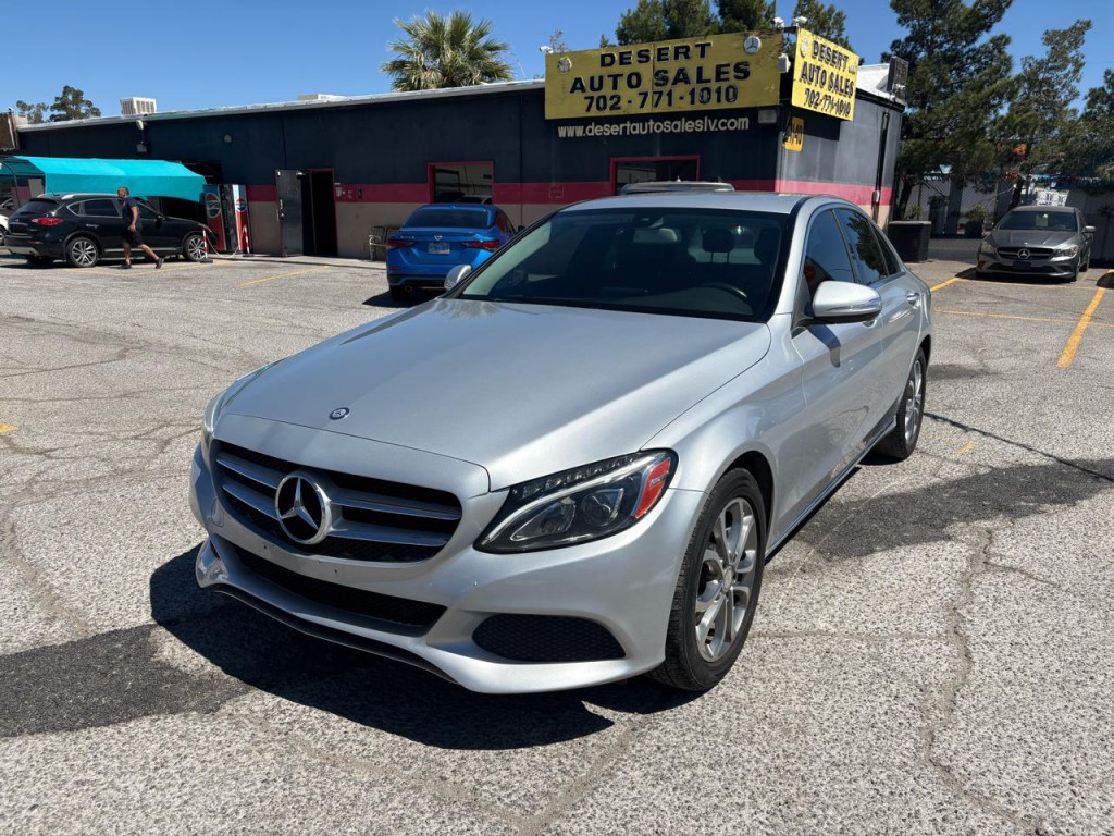 2015 Mercedes-Benz C-Class Image 3