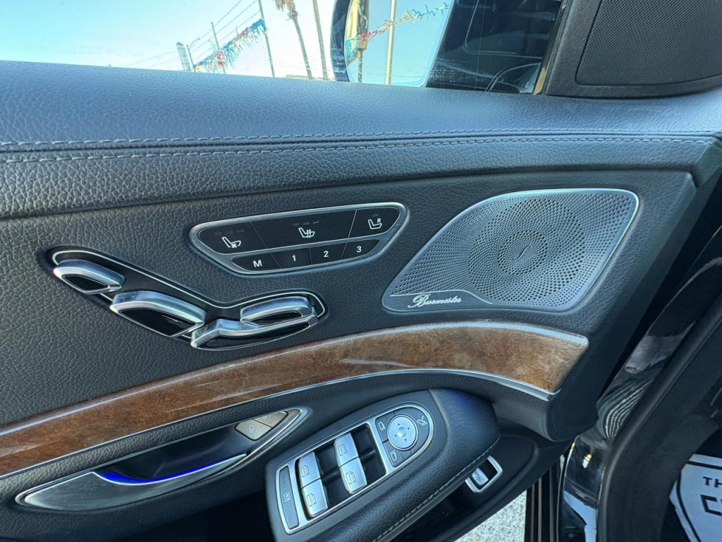 2014 Mercedes-Benz S-Class Image 16