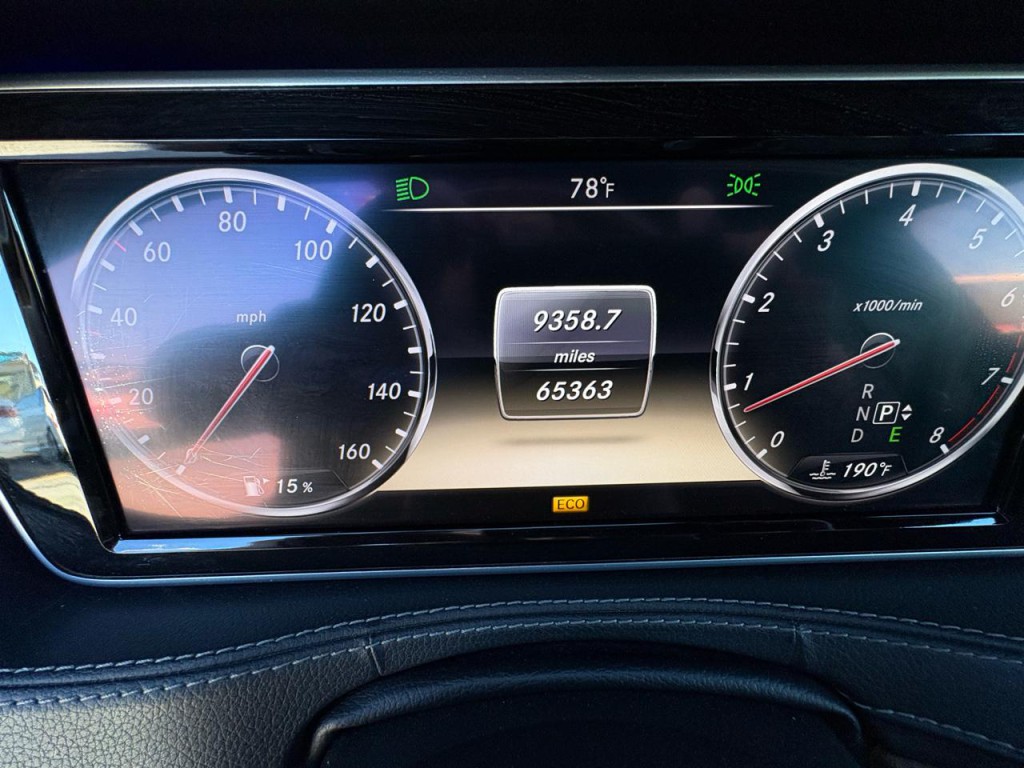2014 Mercedes-Benz S-Class Image 24