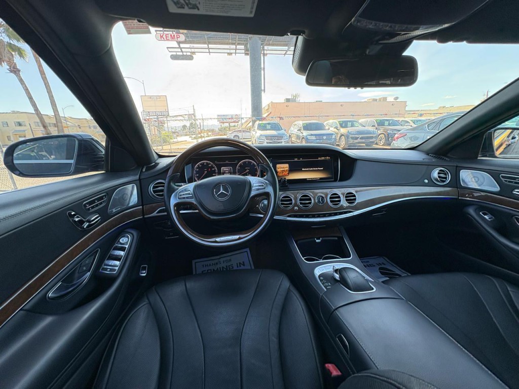2014 Mercedes-Benz S-Class Image 30
