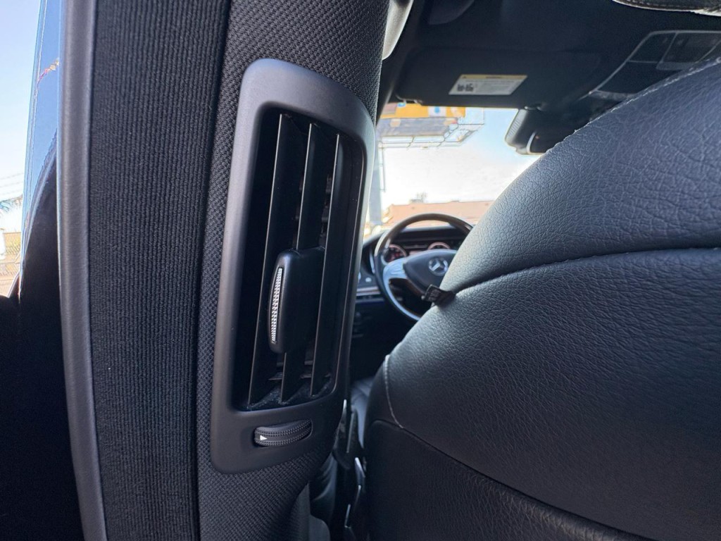 2014 Mercedes-Benz S-Class Image 38