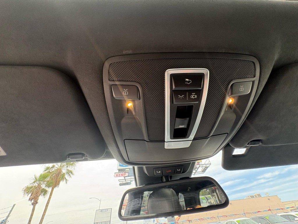 2015 Mercedes-Benz GL-Class Image 19