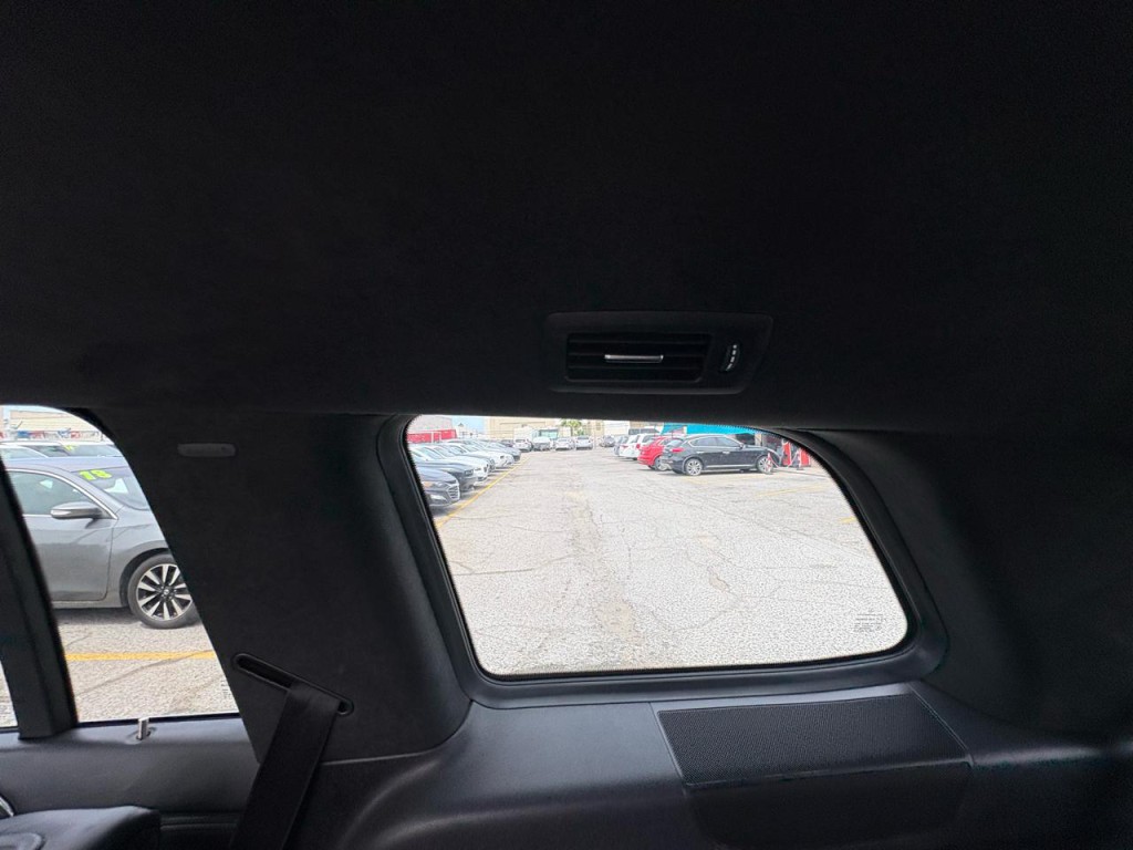 2015 Mercedes-Benz GL-Class Image 32