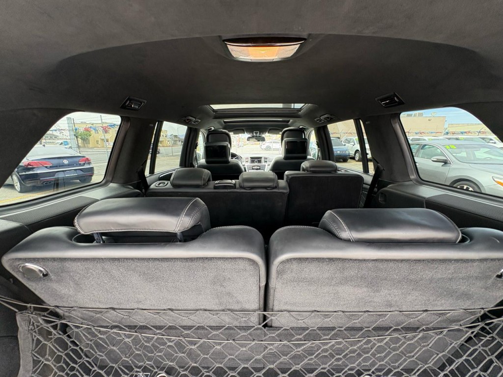 2015 Mercedes-Benz GL-Class Image 39