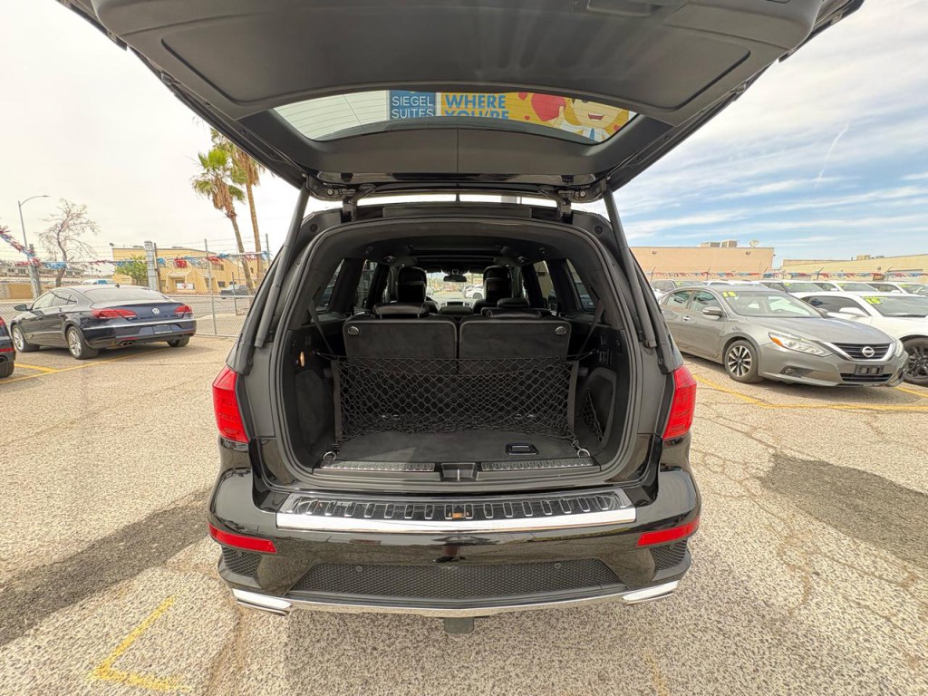 2015 Mercedes-Benz GL-Class Image 40