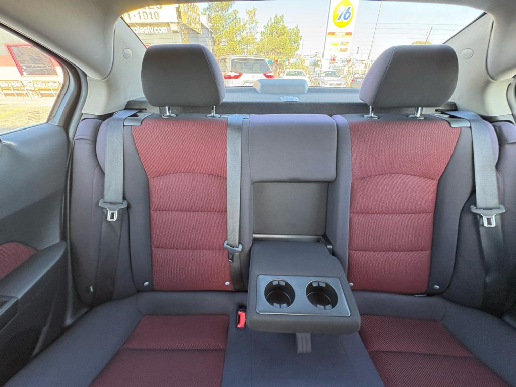 2013 Chevrolet Cruze Image 18