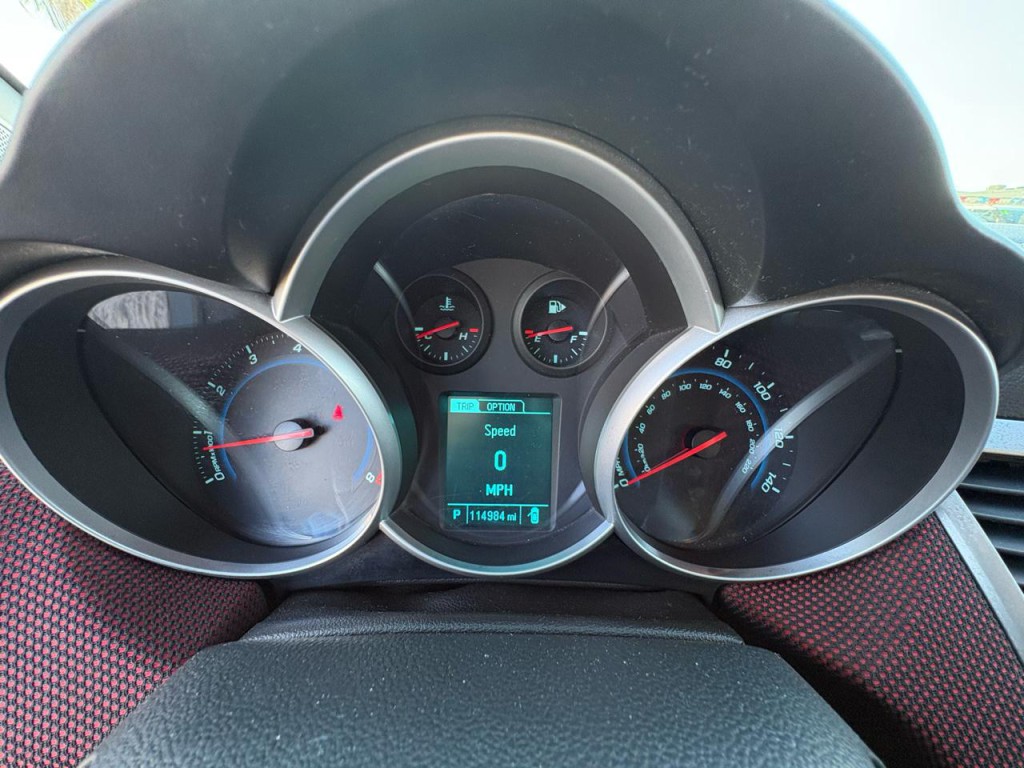 2013 Chevrolet Cruze Image 24