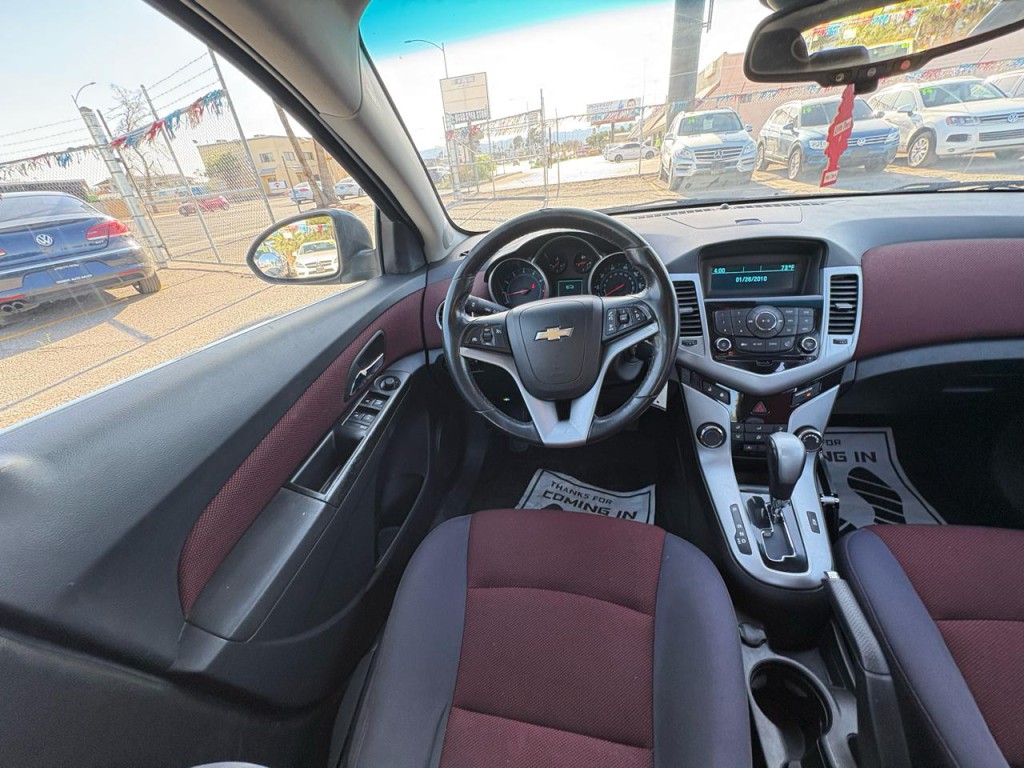 2013 Chevrolet Cruze Image 26