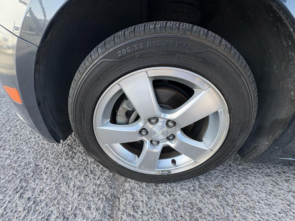 2013 Chevrolet Cruze Image 30