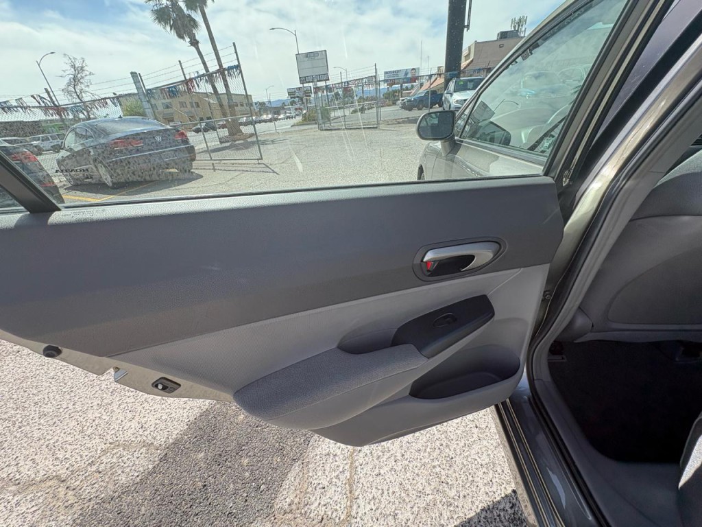 2008 Honda Civic Image 25