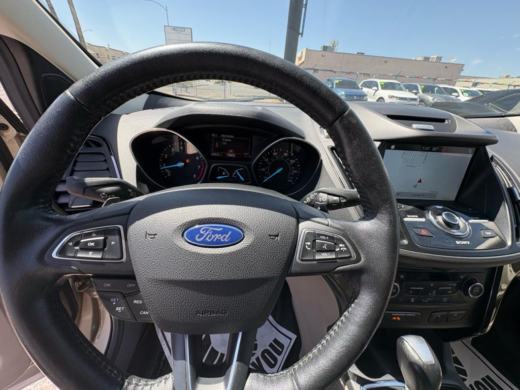 2017 Ford Escape Image 17