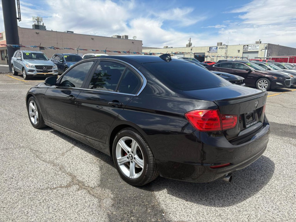 2015 BMW 3 Series Image 4